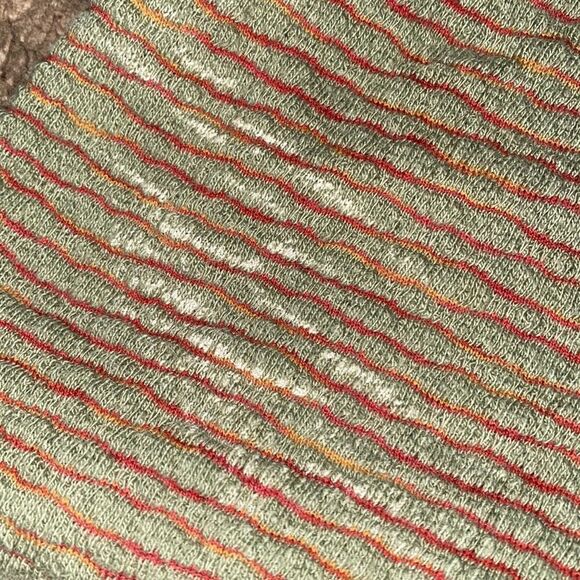 Woolrich small womens green sweater w red/orange weave throughout brat - Picture 7 of 7
